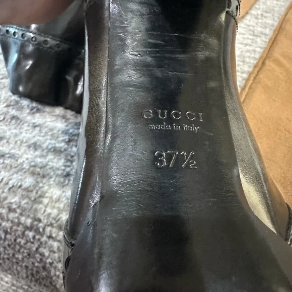 GUCCI GG BLACK/GRAY PATENT LEATHER BOOTS, SIZE 37.5